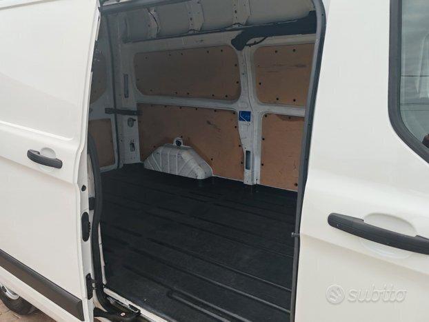 FORD Transit Custom 320 L2H2 Trend,