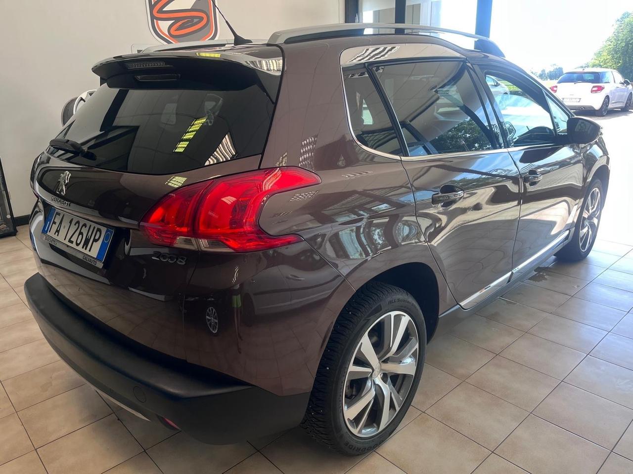 Peugeot 2008 - 2015 1.6 BlueHDi 100cv Allure