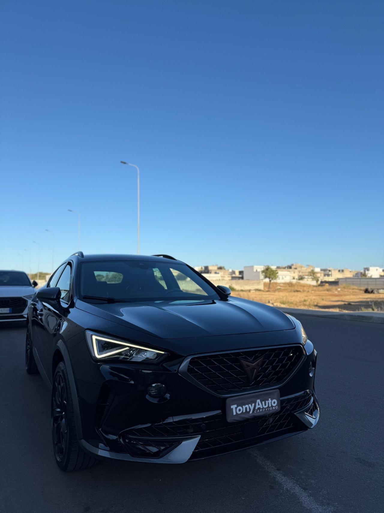 Cupra Formentor hybrid dsg LUCI SOFFUSE,TELECAMERA,VIRTUAL COCKPIT,NAVI,APPLE CARPLAY, FULL LED