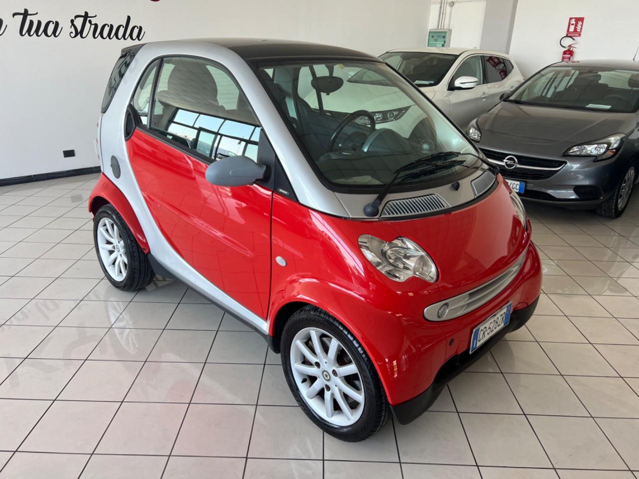 Smart ForTwo 700 coupé passion (45 kW)