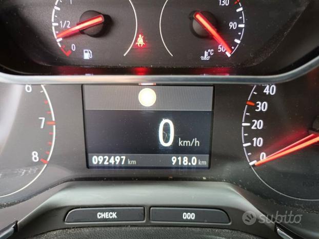 Opel Crossland 1.5 tdi Elegance 110cv