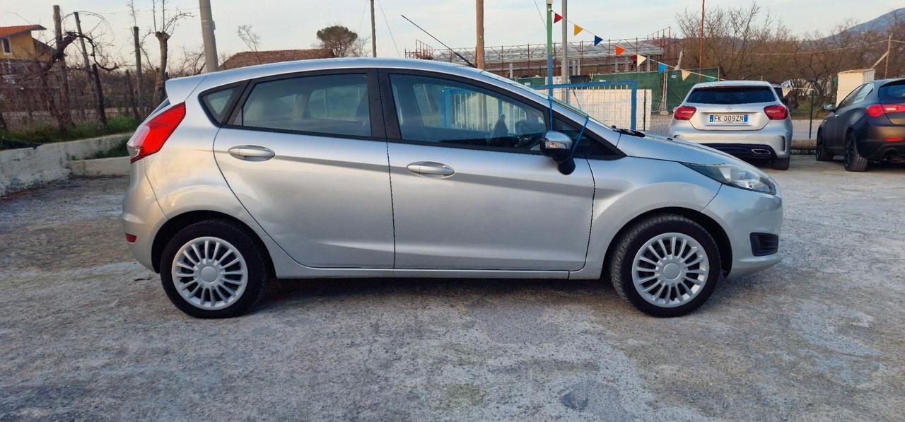 Ford Fiesta 1.4 5p. Bz.- GPL Titanium