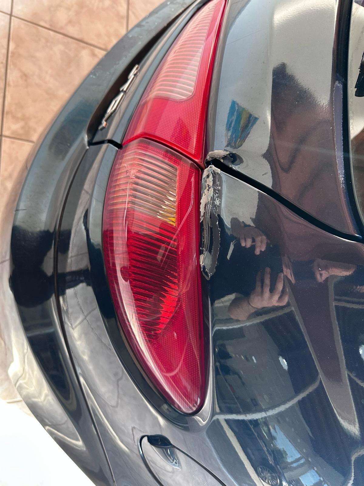 Alfa Romeo 147 1.9 JTD (120) 5 porte Murphy&Nye