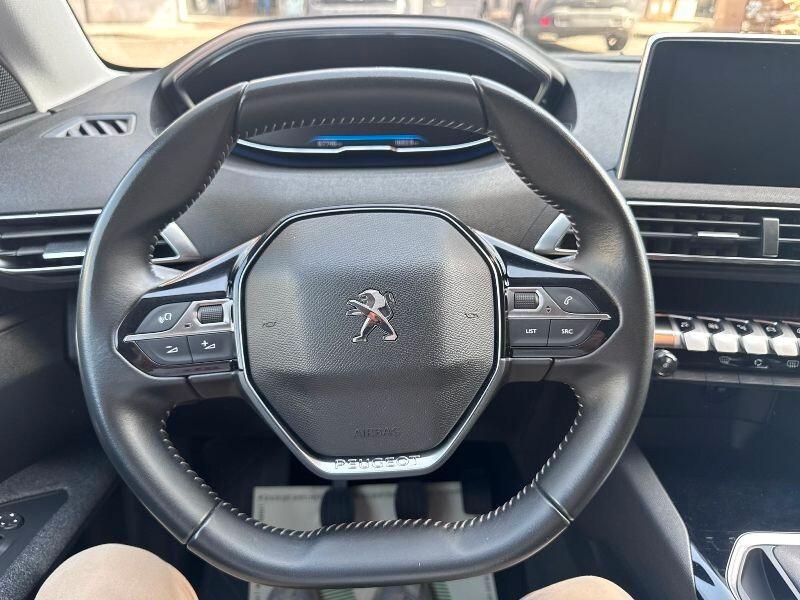 Peugeot 3008 BlueHDi 130 S&S Allure Pack