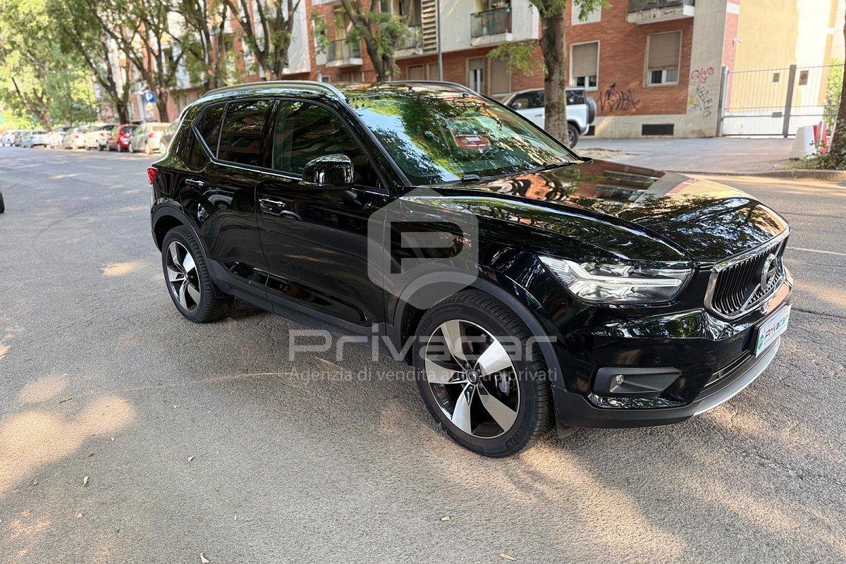 VOLVO XC40 T3 Geartronic Momentum Pro