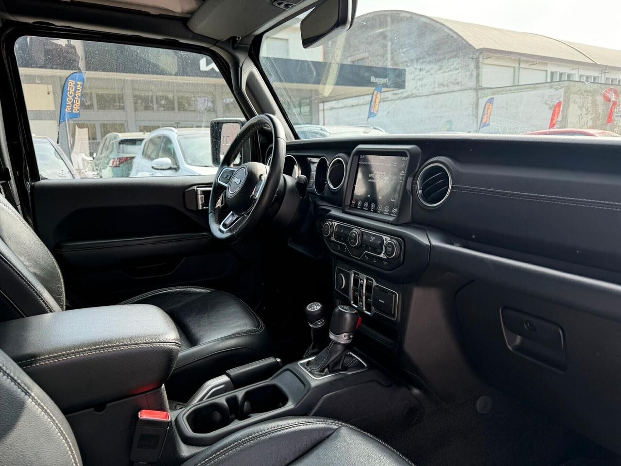 Jeep Wrangler Unlimited 2.2 Mjt II Sahara