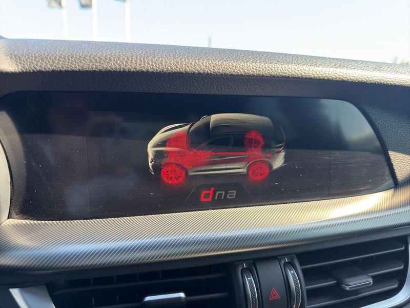 Alfa Romeo Stelvio 2.2 Turbo Diesel 210CV AT8 Q4 Super