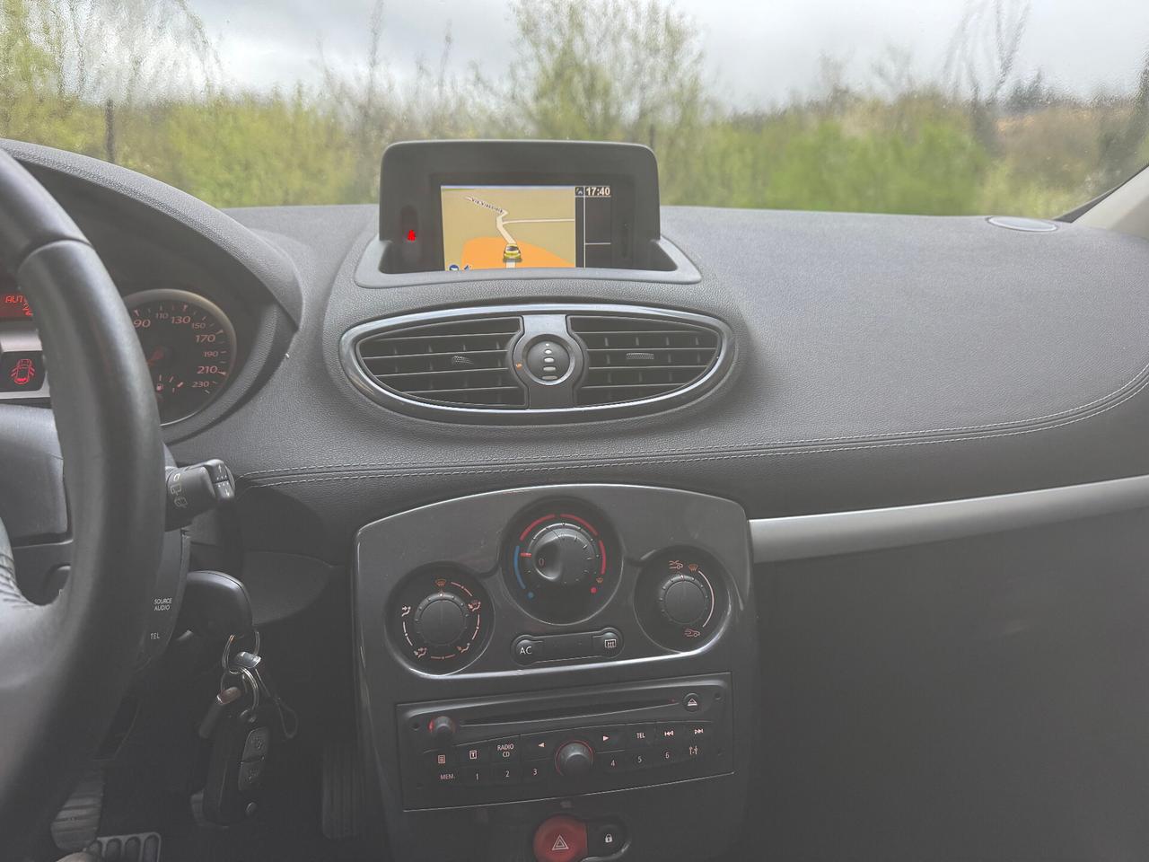 Renault Clio 1.2 16V 5 porte Dynamique 06/2011