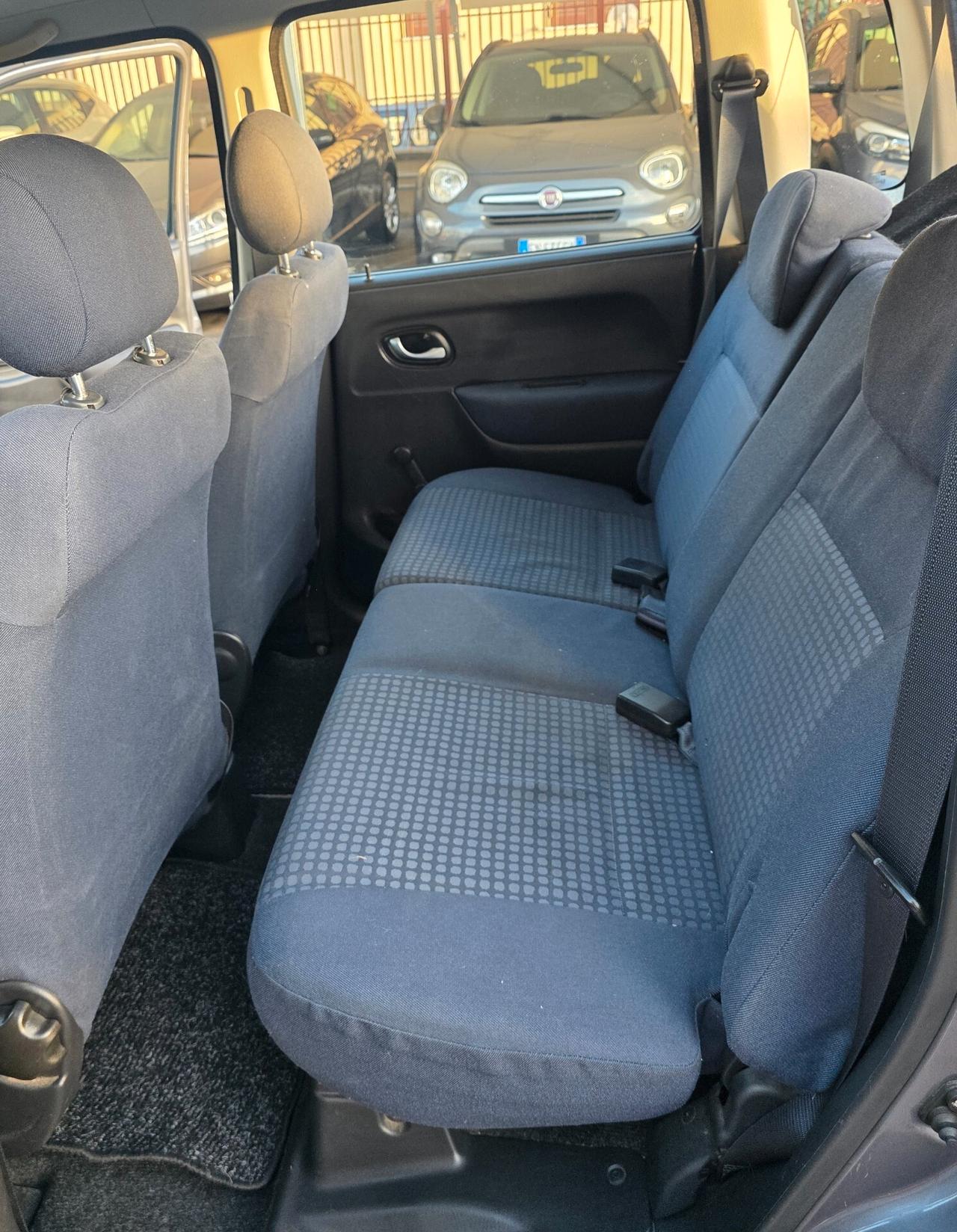 Opel Agila 1.2 16V Enjoy