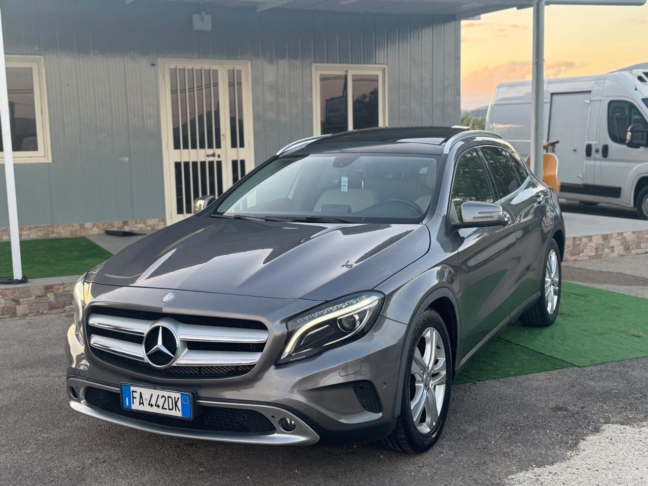 GLA 180 CAMBIO AUTOMATICO TETTO GARANZIA