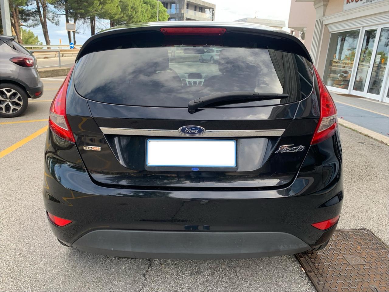 Ford Fiesta 1.4 TDCi 5p. Titanium