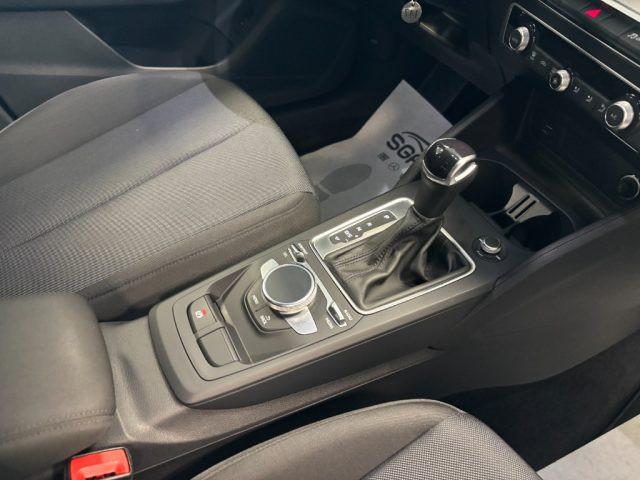 AUDI Q2 35 TDI S line Edition Identity Black S tronic