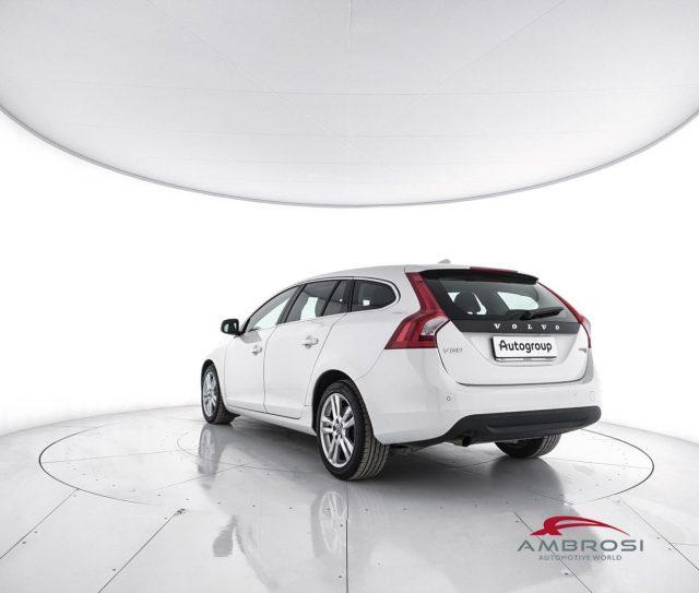 VOLVO V60 DRIVe Momentum