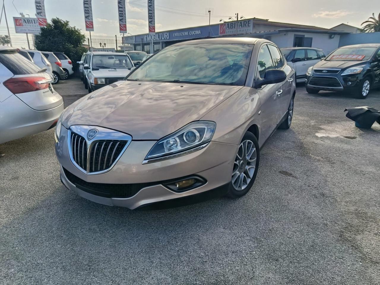 Lancia Delta 1.6 MJT DPF Gold