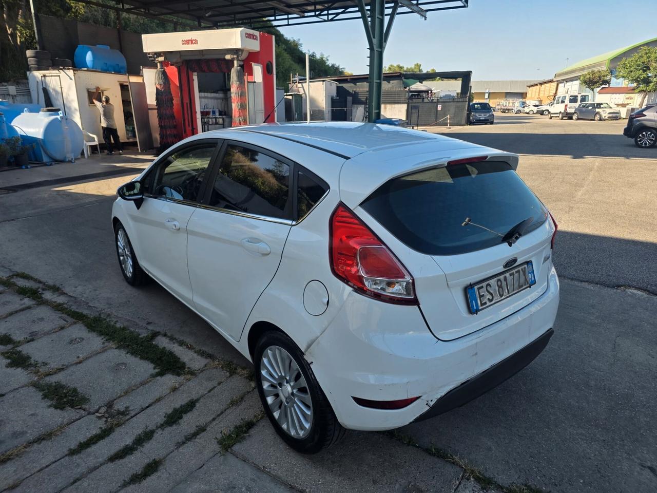 Ford Fiesta 1.5 TDCi 75CV 5 porte 2014