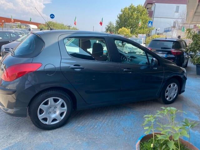 Peugeot 308 1.6 8V HDi 112CV 5p. Premium