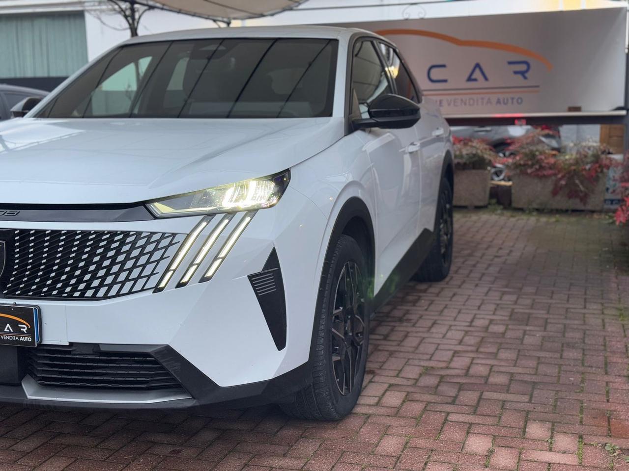 Peugeot 3008 Allure 1.2 136/145 MHEV #8709