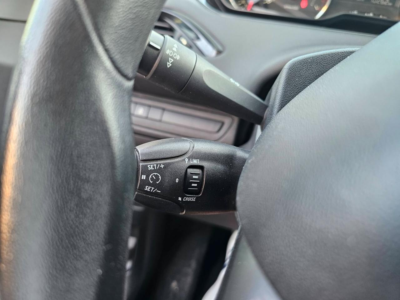 PEUGEOT 208 1.4 VTI 95CV GPL ACTIVE