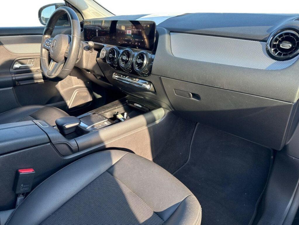 Mercedes GLA 200 200 D Business Extra 8G-DCT