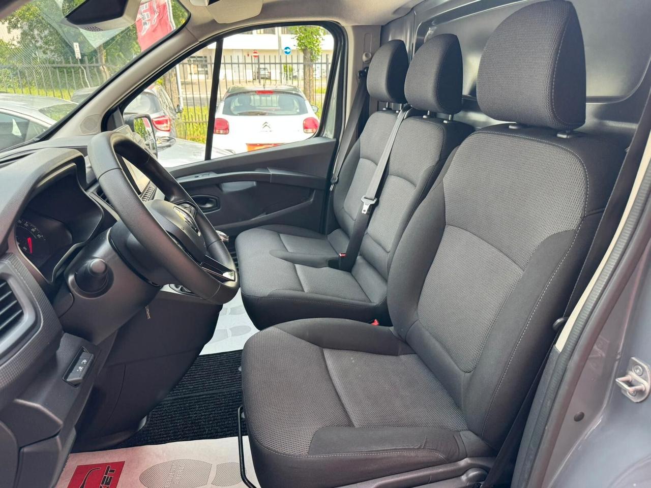 Renault Trafic T27 2.0 dCi 110CV PC-TN Furgone Ice