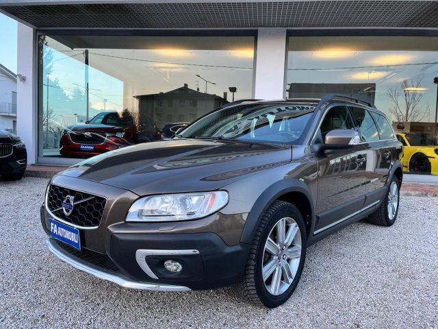 VOLVO XC70 D4 AWD Geartronic Summum