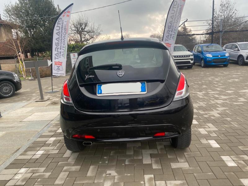 Lancia Ypsilon 5 Porte Ypsilon 1.2 Gold ecochic Gpl 69cv