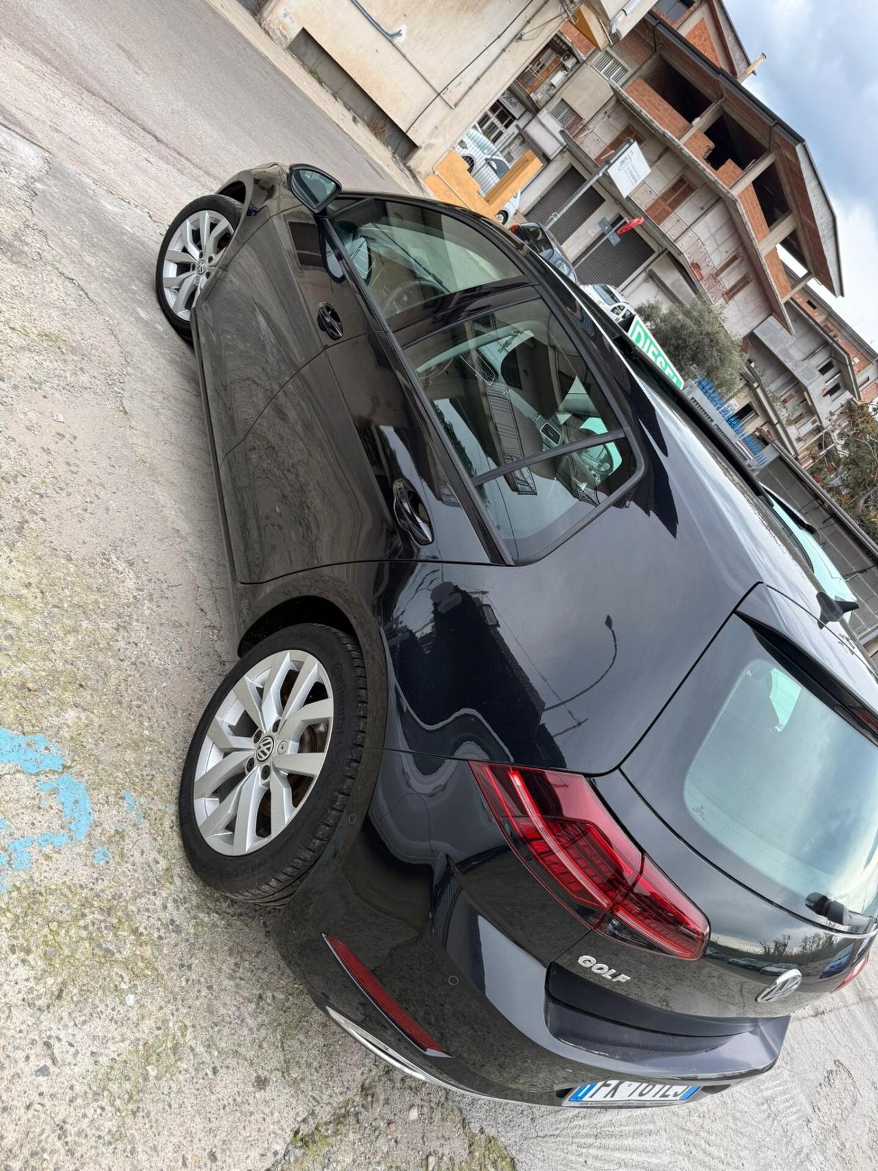 Volkswagen Golf 2.0 TDI 5p. Highline BlueMotion Technology