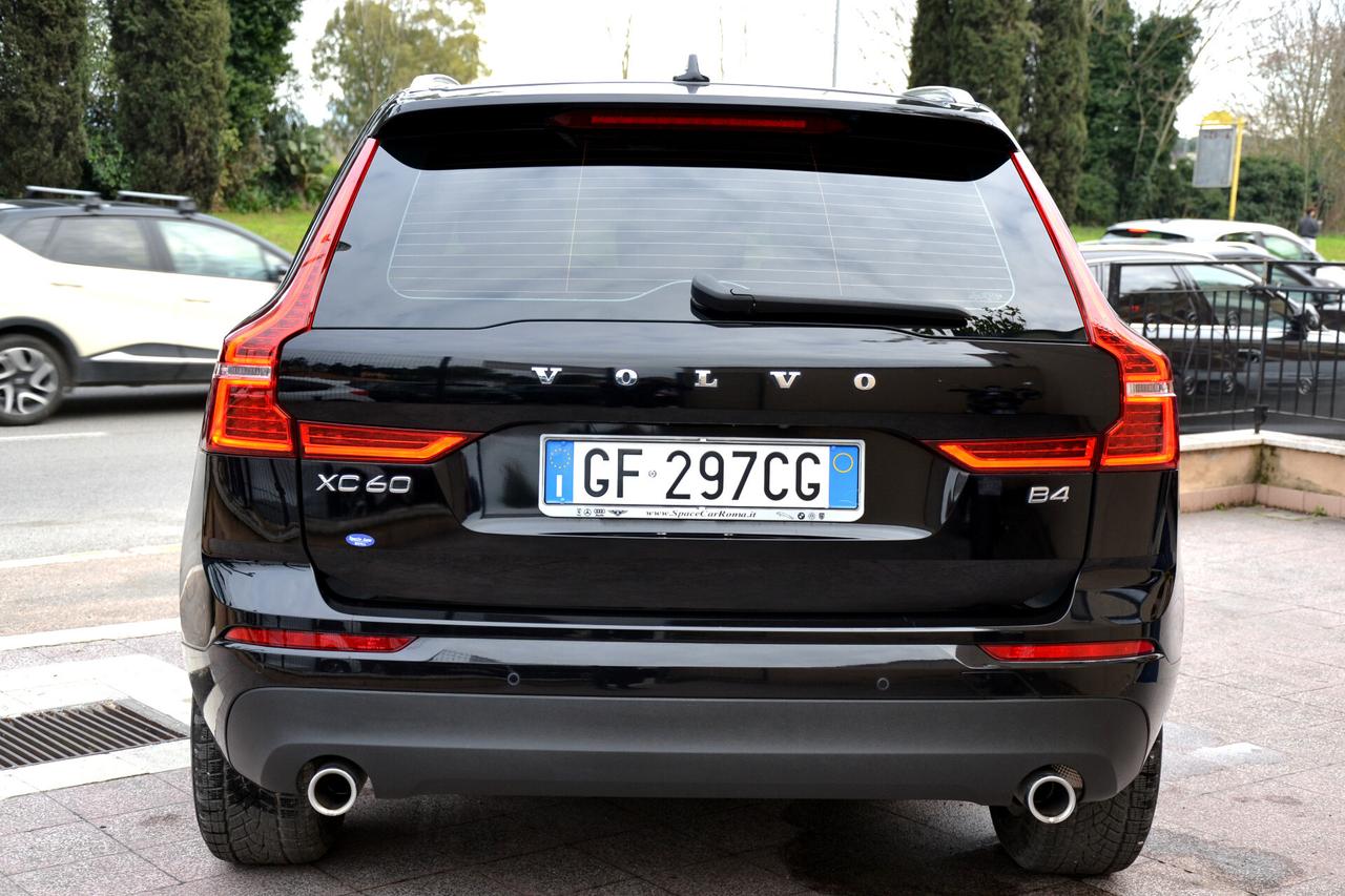 Volvo XC 60 2.0 D 197CV B4 HYBRID AUTOM. MOMENTUM **UNIPRO'**