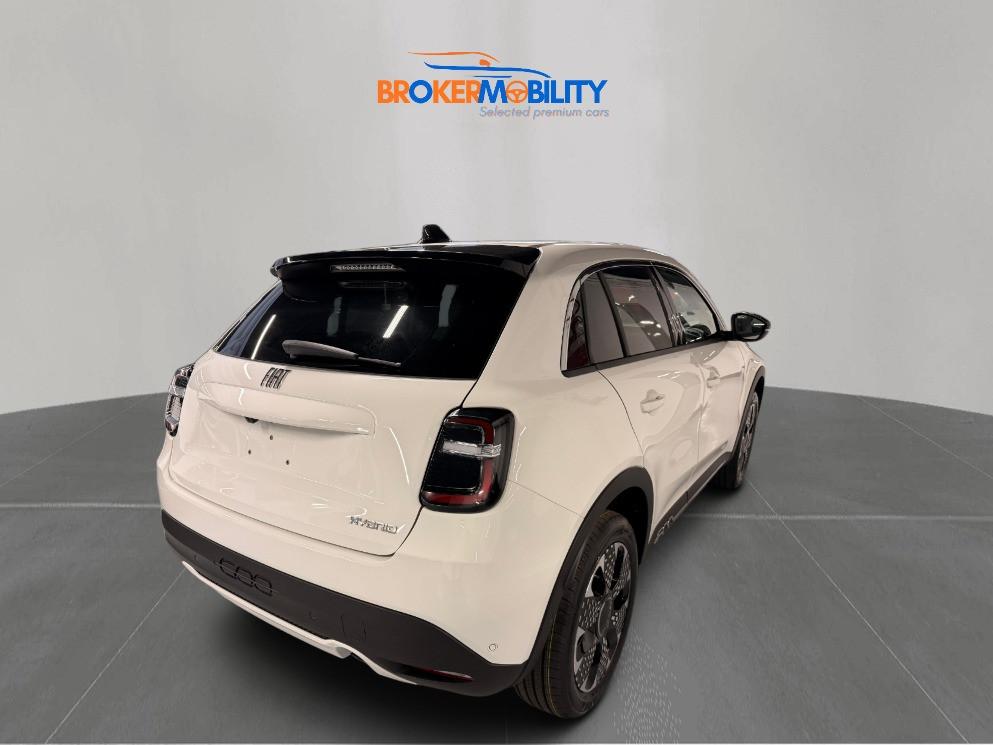 Fiat 600 Hybrid 110 CV DCT MHEV La Prima
