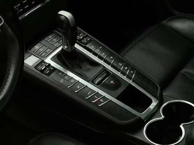 Porsche Macan 3.0d S 258cv pdk MY 17 PASM/TETTO/C.21/CAMERA