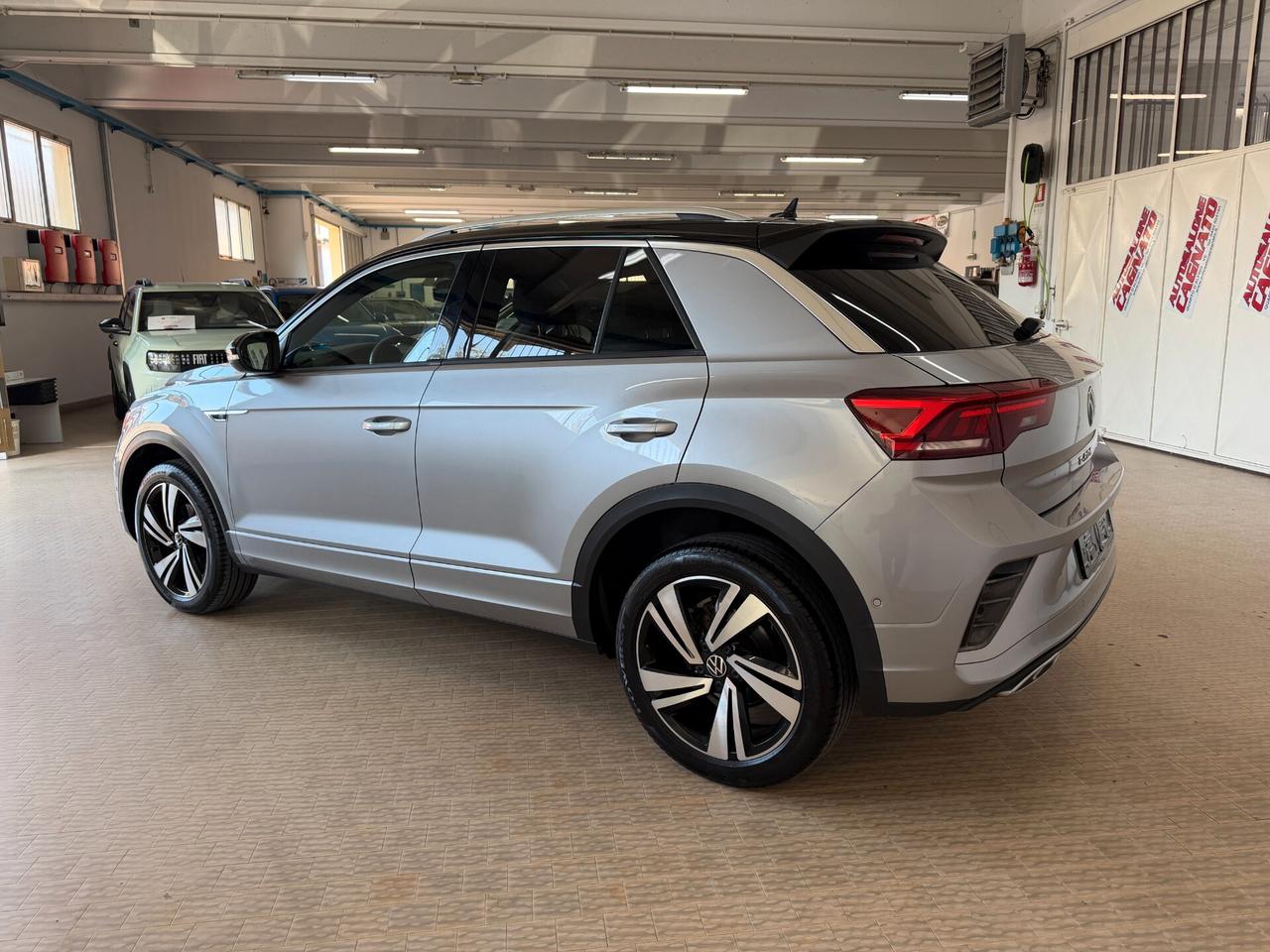 Volkswagen T-Roc 1.5 TSI ACT DSG R-Line 150cv