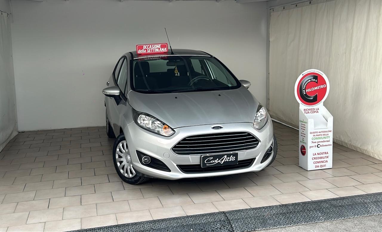 Ford Fiesta 1.5 TDCi 75 cv 2015 Neopatentati