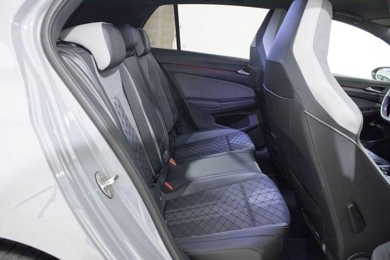 Volkswagen Golf Golf 2.0 TDI R-Line 150cv