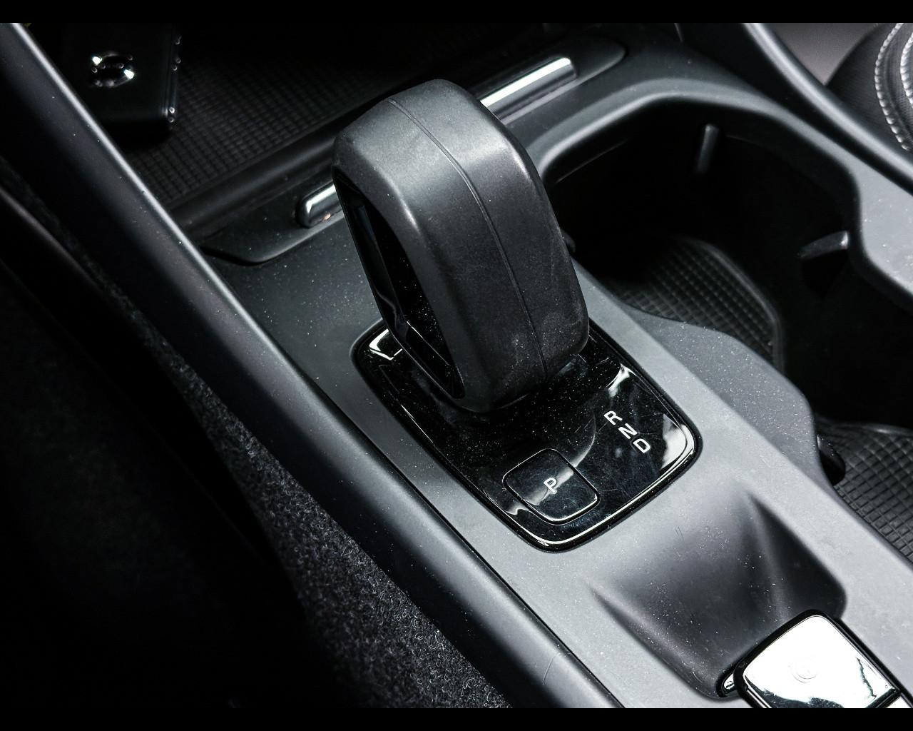 VOLVO XC40 T5 Recharge Plug-in Hybrid Inscription Expression