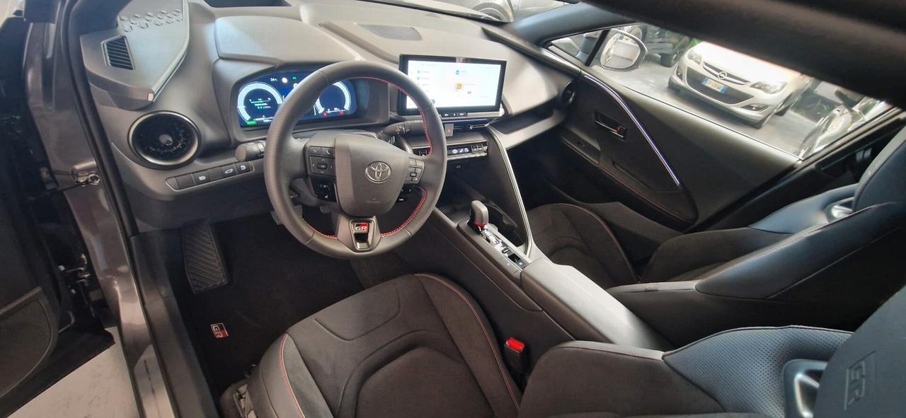 Toyota C-HR 2.0 Hybrid E-CVT GR Sport