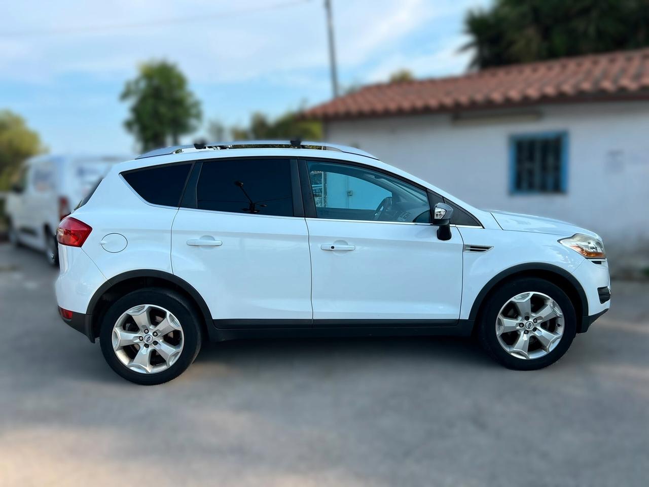 FORD KUGA 2.0 TDCi 4WD Titanium - 2010