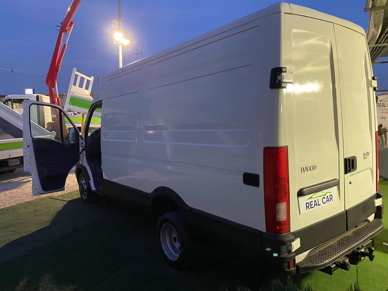 Iveco Daily 3.0 35C14 Gemellato