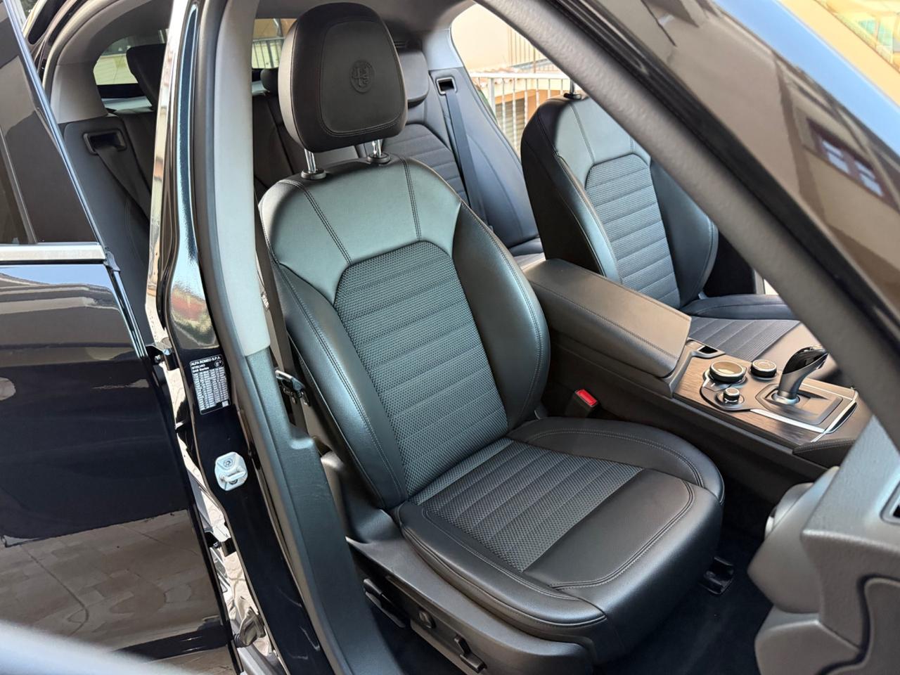 Alfa Romeo Stelvio 2.2 Turbodiesel 210 CV AT8 Q4 B-Tech