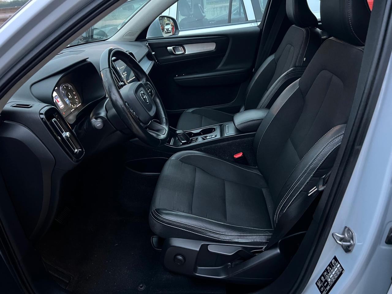 Volvo XC40 / UNICA PROPRIETARIA