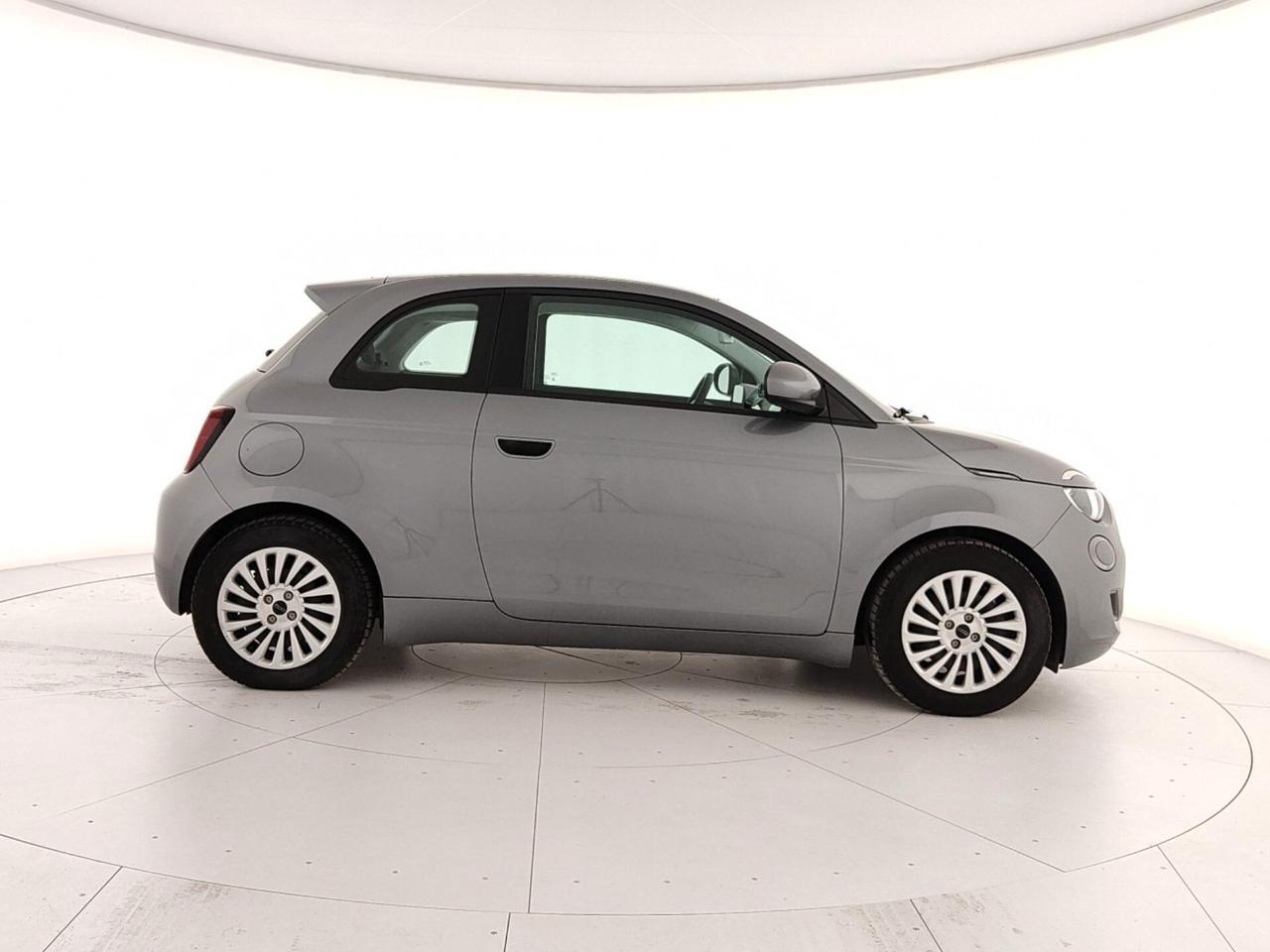 Fiat 500e Berlina 42 kWh