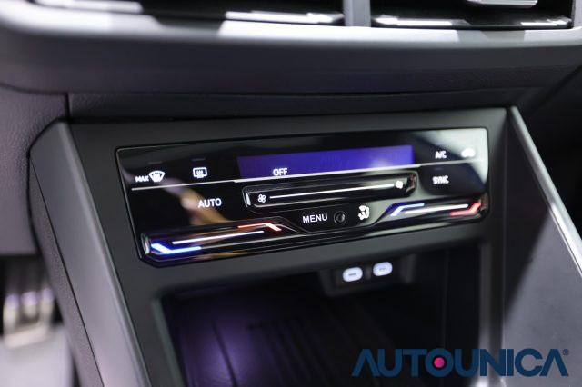 VOLKSWAGEN Taigo 1.0 TSI 115 CV R-LINE FARI LED TETTO PANORAMA