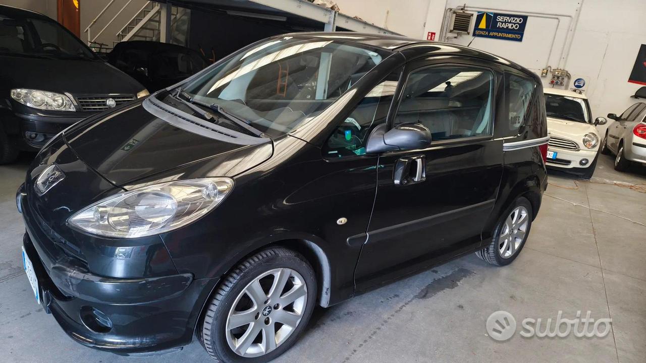Peugeot 1007 benzina