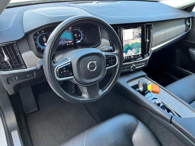 VOLVO V90 Cross Country B4 (d) AWD Geartronic Business Pro