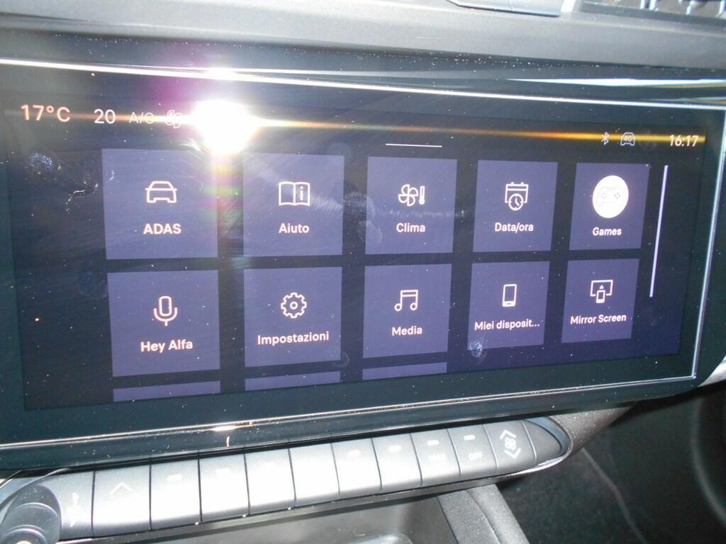 Alfa Romeo Junior 1.2 ibrida Speciale 145cv edct6