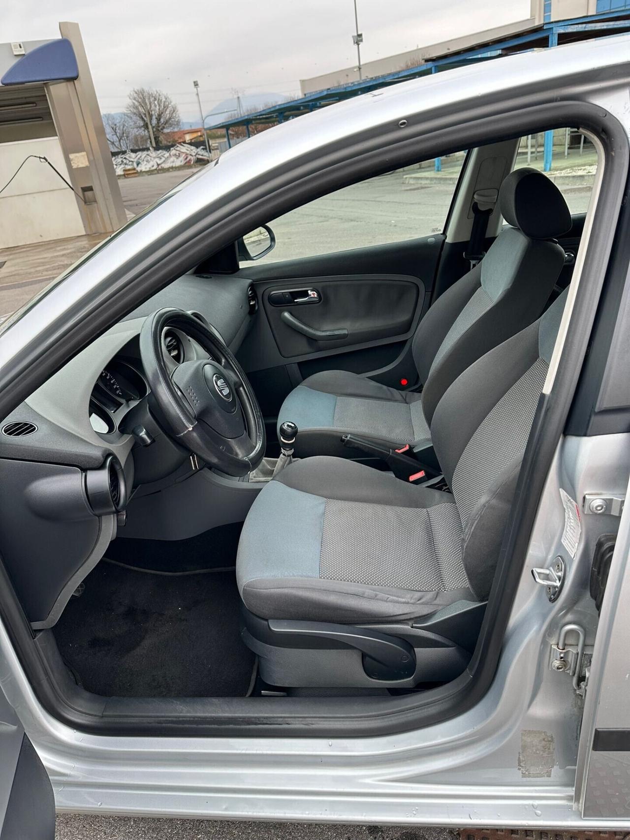 Seat Ibiza 1.4 16V 5p. Xplod