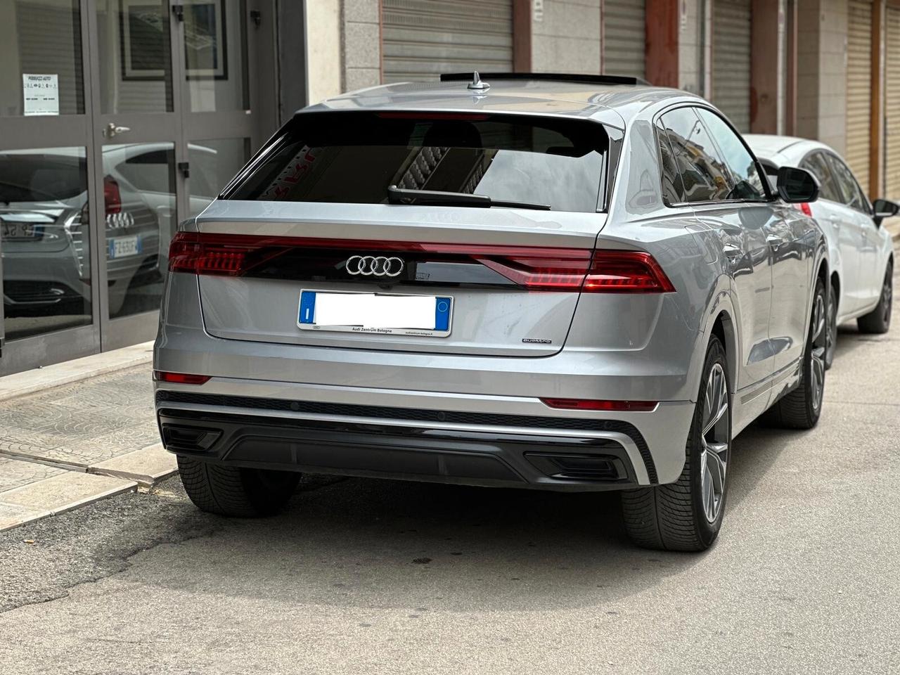 Audi Q8 50 TDI 286 CV quattro S Line TETTO/FULL