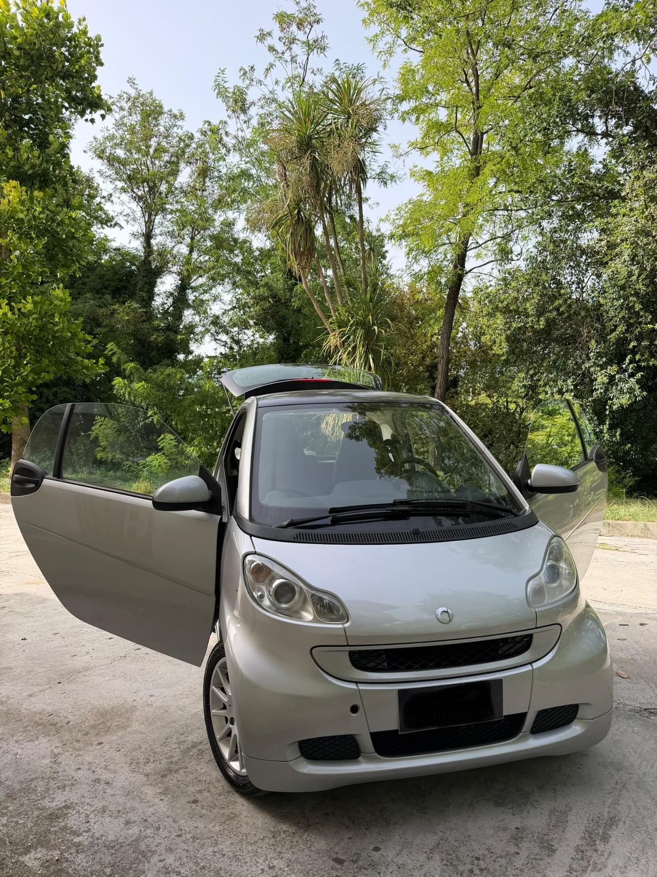Smart ForTwo 1000 52 kW MHD coupé passion