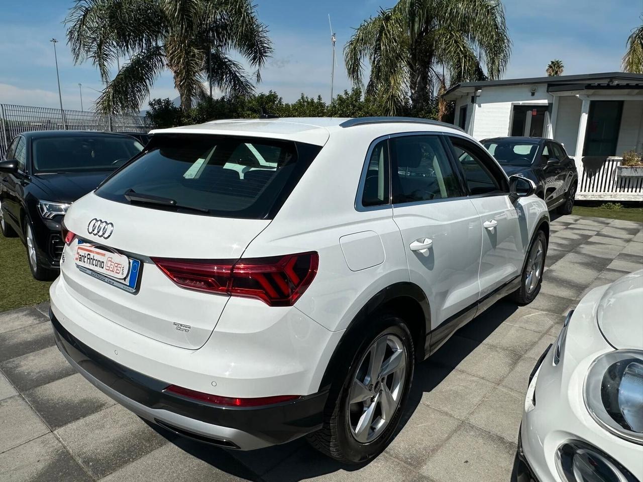 Audi Q3 2.0TDI 150CV S tronic SPORT 2022 PACCHET LUCI FULL OPTIONAL