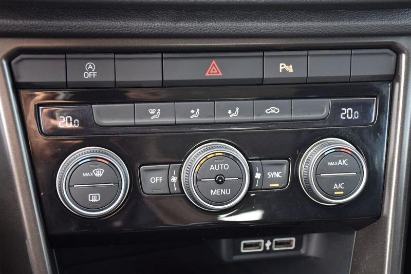 Volkswagen T-Roc 1.6 TDI SCR Business BMT *NAVIGATORE*