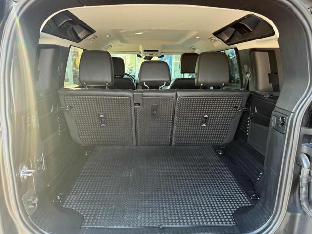 LAND ROVER Defender 110 3.0D I6 250 CV AWD Auto SE